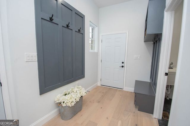 5705 Registry Oaks Lane SE, Mableton, GA 30126