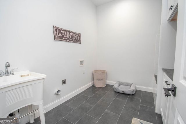 5705 Registry Oaks Lane SE, Mableton, GA 30126