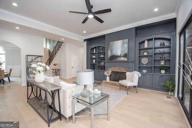 5705 Registry Oaks Lane SE, Mableton, GA 30126