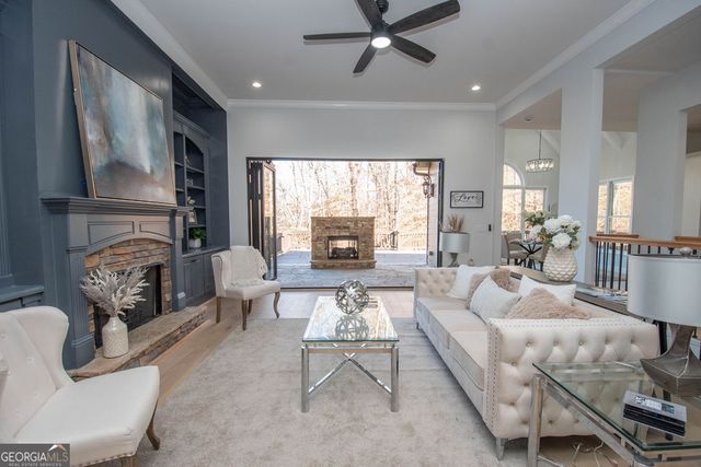 5705 Registry Oaks Lane SE, Mableton, GA 30126