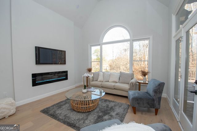 5705 Registry Oaks Lane SE, Mableton, GA 30126