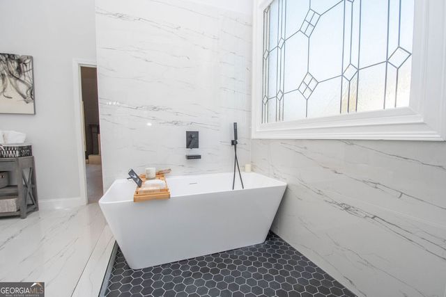 5705 Registry Oaks Lane SE, Mableton, GA 30126