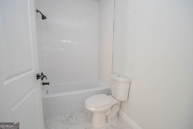 5705 Registry Oaks Lane SE, Mableton, GA 30126