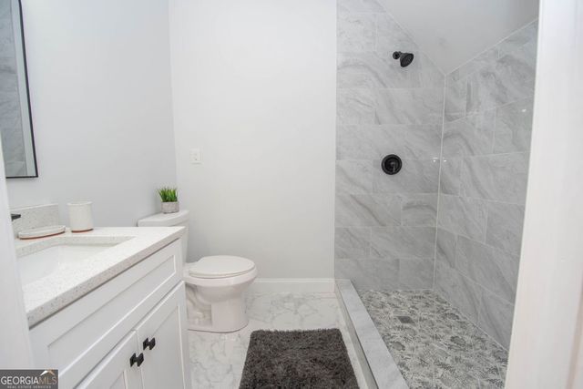 5705 Registry Oaks Lane SE, Mableton, GA 30126