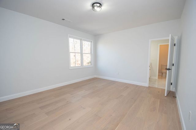 5705 Registry Oaks Lane SE, Mableton, GA 30126