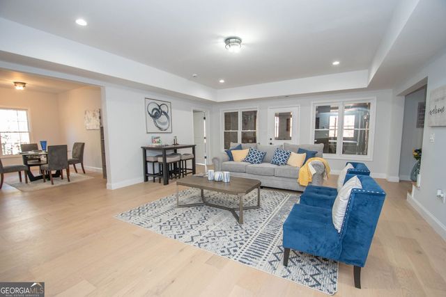 5705 Registry Oaks Lane SE, Mableton, GA 30126