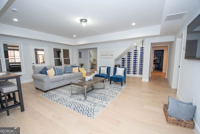 5705 Registry Oaks Lane SE, Mableton, GA 30126