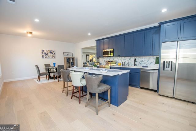 5705 Registry Oaks Lane SE, Mableton, GA 30126