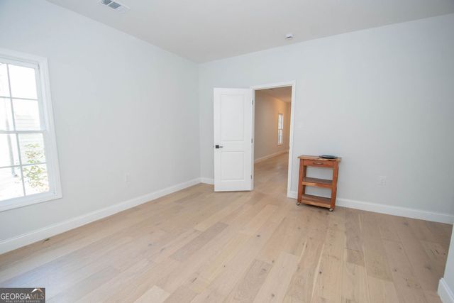 5705 Registry Oaks Lane SE, Mableton, GA 30126