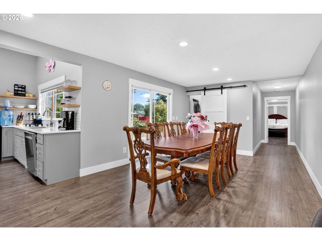 4856 Se 99TH Ave, Portland, OR 97266