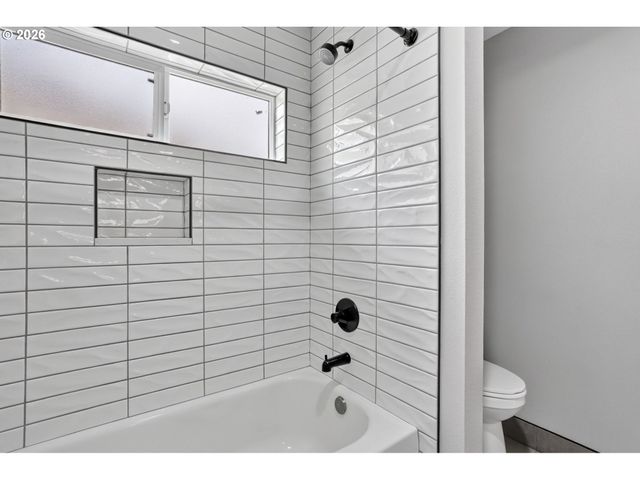 4856 Se 99TH Ave, Portland, OR 97266