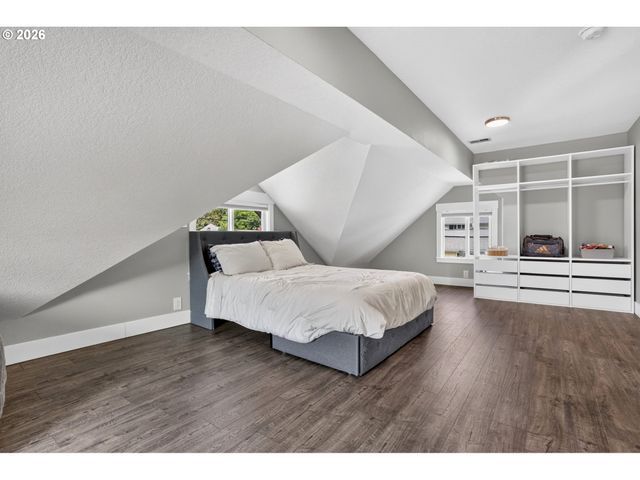 4856 Se 99TH Ave, Portland, OR 97266