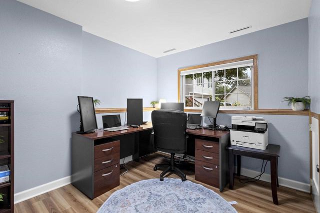 5157 RIDGE OAK Drive, Madison, WI 53704