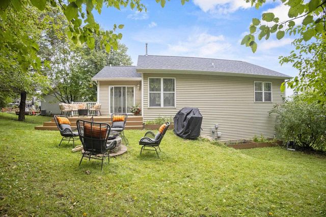 5157 RIDGE OAK Drive, Madison, WI 53704