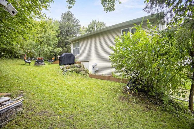 5157 RIDGE OAK Drive, Madison, WI 53704