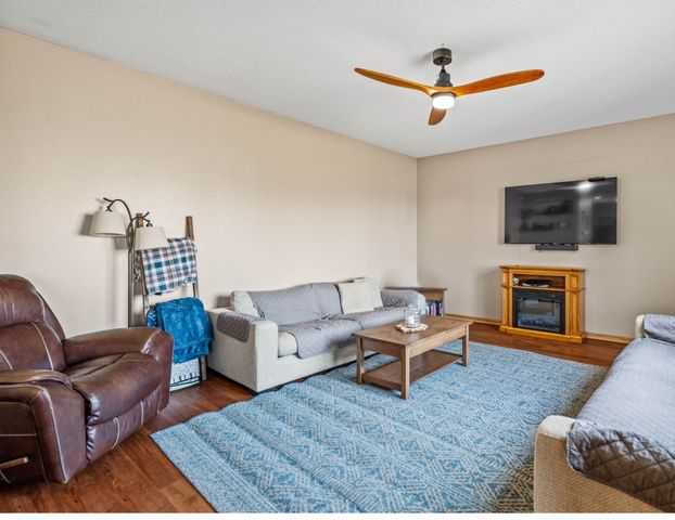 302 Upstill Street, Gilbert, IA 50105