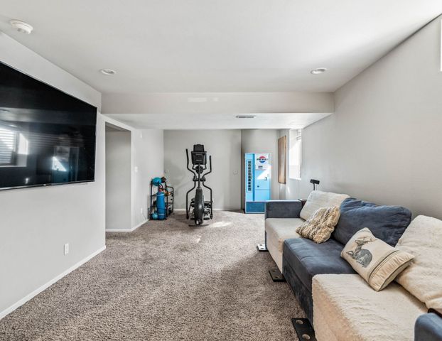 302 Upstill Street, Gilbert, IA 50105