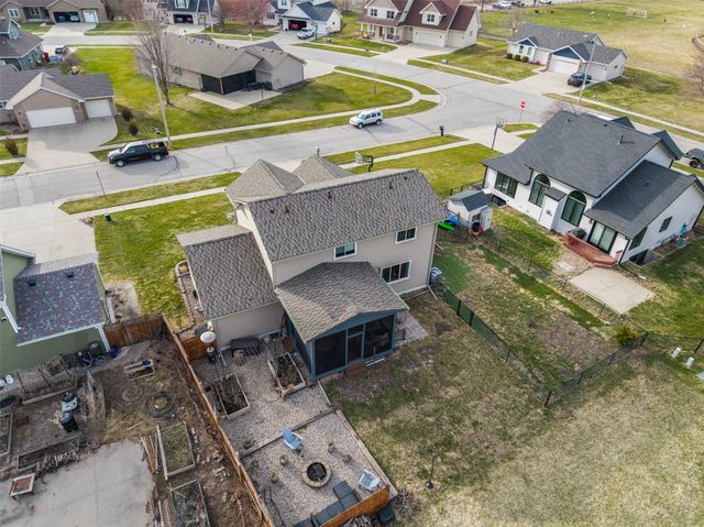 302 Upstill Street, Gilbert, IA 50105