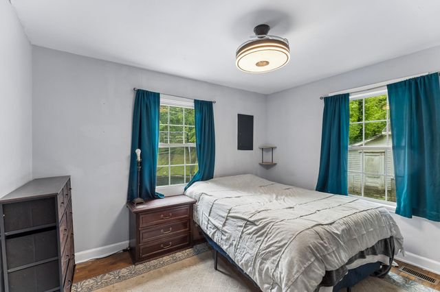 923 Highway 100, W, Centerville, TN 37033
