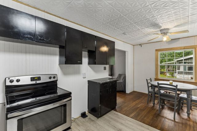 923 Highway 100, W, Centerville, TN 37033