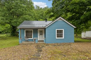 923 Highway 100, W, Centerville, TN 37033