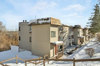 107 Treetop Cir # 11, Laconia, NH 03246