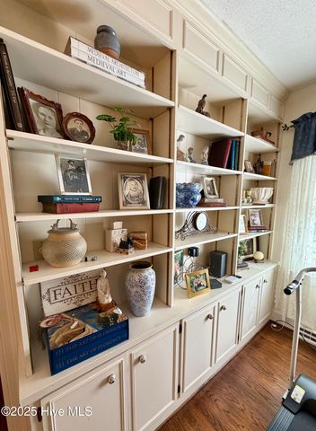 1602 Saint Andrews Place, Kinston, NC 28504