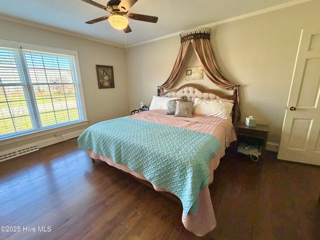 1602 Saint Andrews Place, Kinston, NC 28504