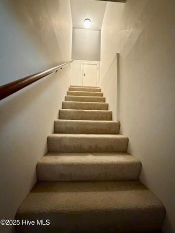 1602 Saint Andrews Place, Kinston, NC 28504