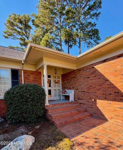 1602 Saint Andrews Place, Kinston, NC 28504