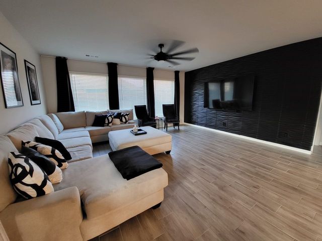 1413 Lawnview Drive, Forney, TX 75126