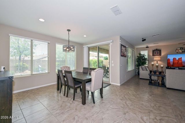 2611 W ROYER Road, Phoenix, AZ 85085