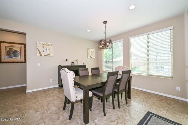 2611 W ROYER Road, Phoenix, AZ 85085