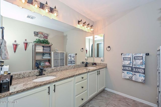 2611 W ROYER Road, Phoenix, AZ 85085