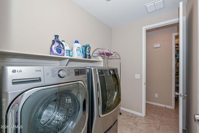 2611 W ROYER Road, Phoenix, AZ 85085