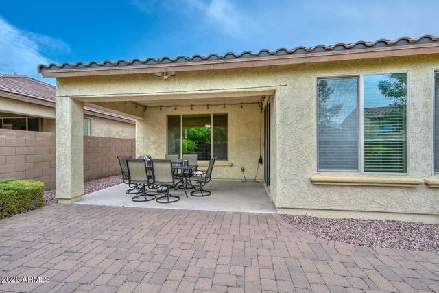 2611 W ROYER Road, Phoenix, AZ 85085