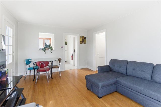 579 South Willard Street, Burlington, VT 05401