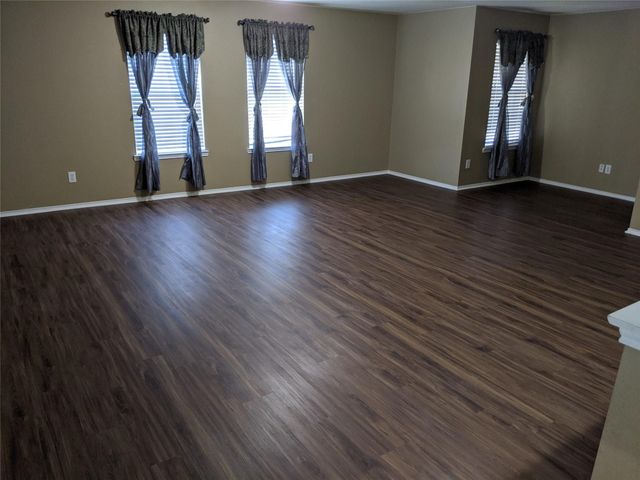 4525 Mountain Oak Street, Fort Worth, TX 76244