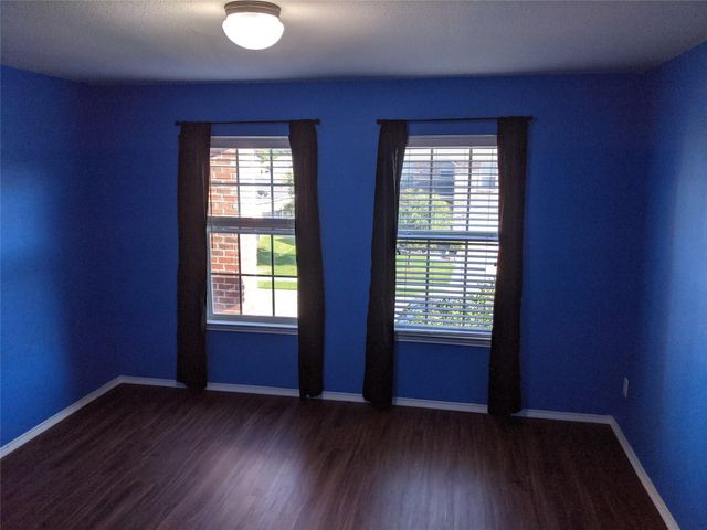 4525 Mountain Oak Street, Fort Worth, TX 76244