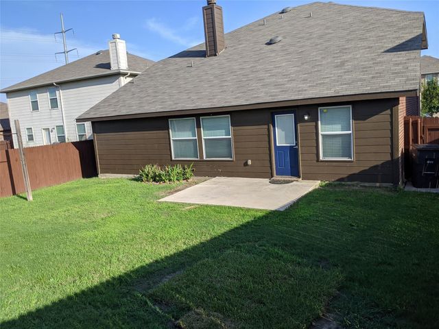 4525 Mountain Oak Street, Fort Worth, TX 76244