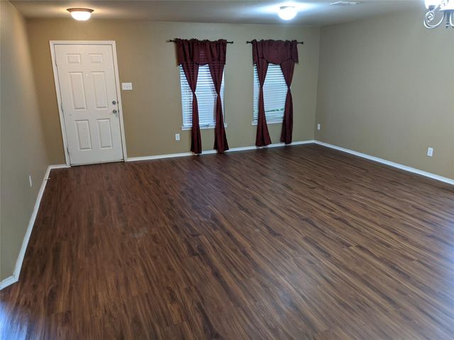 4525 Mountain Oak Street, Fort Worth, TX 76244