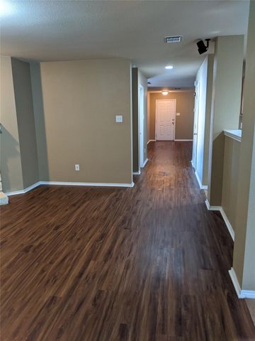 4525 Mountain Oak Street, Fort Worth, TX 76244