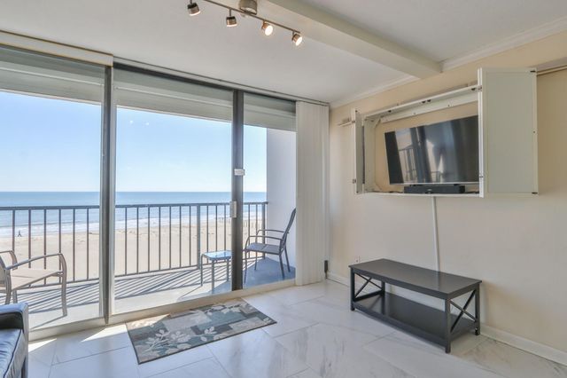 11949 Termini San Luis Pass Road 304, Galveston, TX 77554