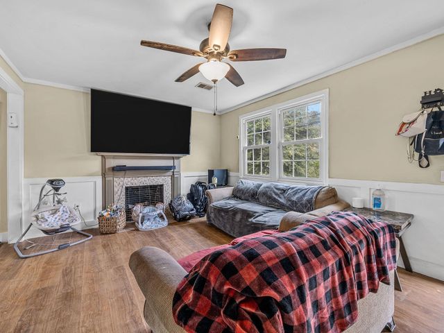 722 Syphrit Road, Wellford, SC 29385