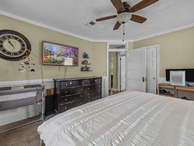 722 Syphrit Road, Wellford, SC 29385