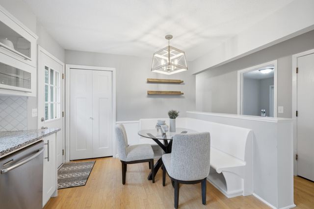 6501 Aspen Road, Edina, MN 55436