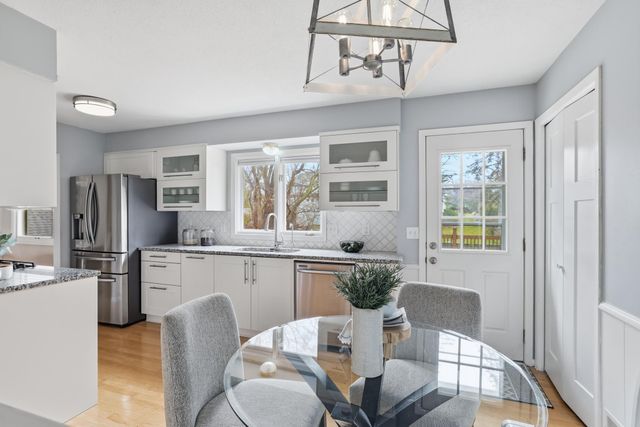 6501 Aspen Road, Edina, MN 55436