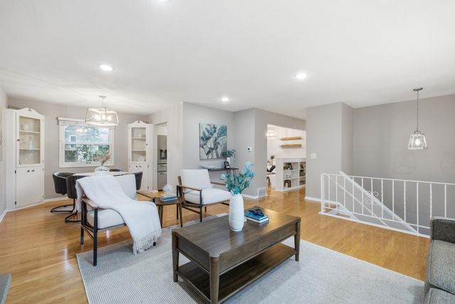 6501 Aspen Road, Edina, MN 55436