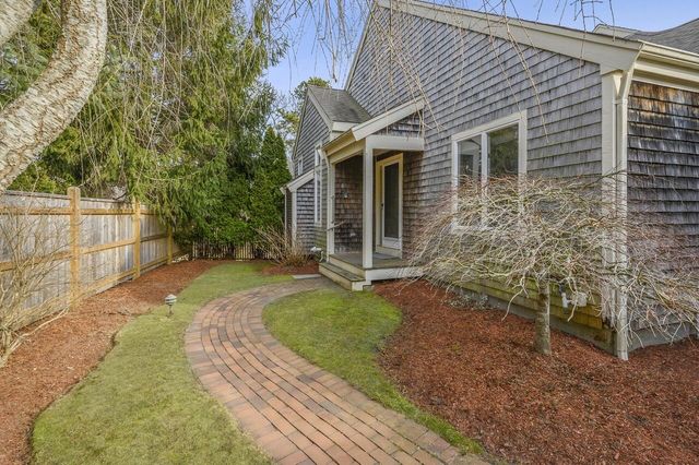 100 Kates Path UNIT 100, Yarmouth Port, MA 02675