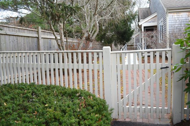 100 Kates Path UNIT 100, Yarmouth Port, MA 02675